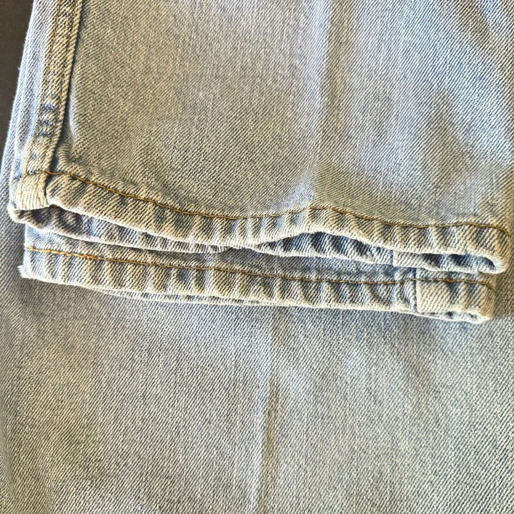 Levi's 505 Jeans Mens 38x32 Light Blue Regular Fit Straight Leg Cotton Denim